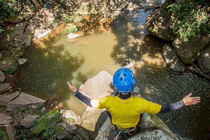 Rapel in Talliquihui Waterfall - Meeting and Pickup