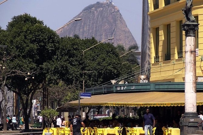 Rio Bohemian Bars - Operating Hours and Accessibility