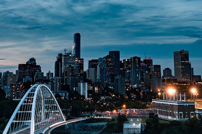 Romantic Tour Around Edmonton For Couples - Tour Details