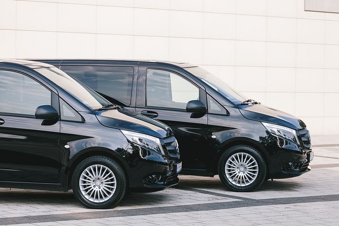 Round Trip Private Transfer: AUA Aruba Airport to Oranjestad Hotel - Scheduling and Availability