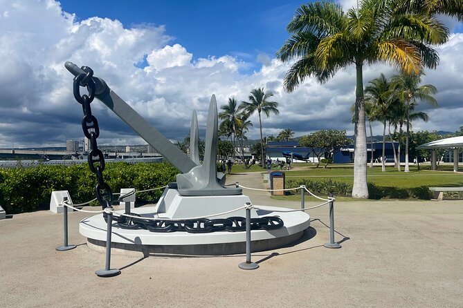 Roundtrip Shuttle From Waikiki-Pearl Harbor National Memorial - Shuttle Details