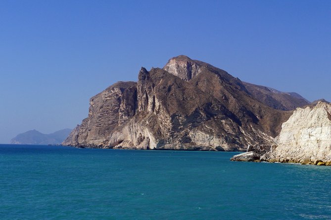 Salalah City Tour + West Coast Combo (Mughsail Beach, Blowholes) - Pickup Information
