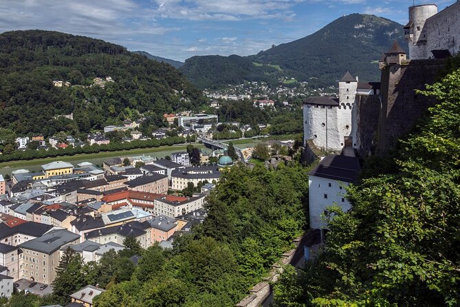 Salzburg Express Walking Tour With a Local Guide - Sights and Highlights