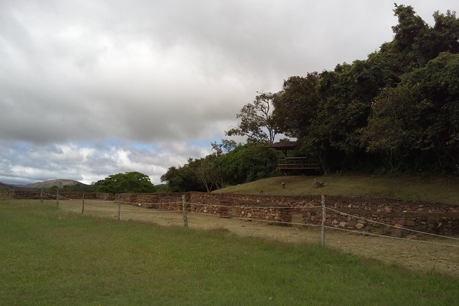Samaipata Fort & Caves Tour (1 Full Day) - Uncovering the Caves