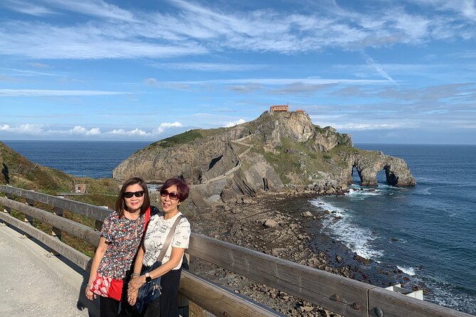 San Juan De Gaztelugatxe With Winery Visit and Lunch (From Bilbao) - Health and Accessibility