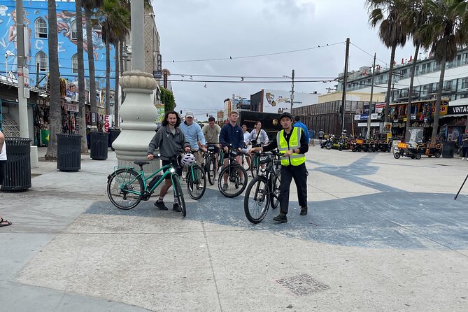 Santa Monica and Venice Beach Electric Bike Tour - Meeting Location