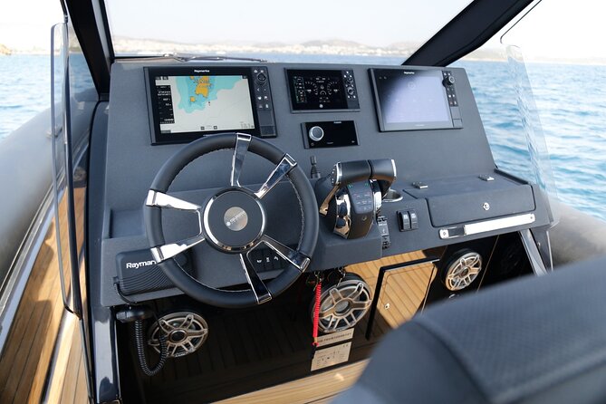 Santorini Caldera: Private Cruise With Speed Boat & Open Bar - Pickup and Confirmation