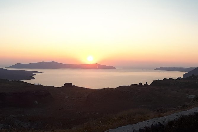 Santorini Highlights Tailor Made Tour 4 Hours - Customizable Itinerary