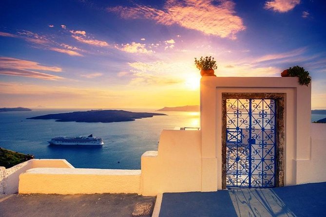 Santorini Luxurious Highlights Tour With Dinner - Public Transportation and Private Participation