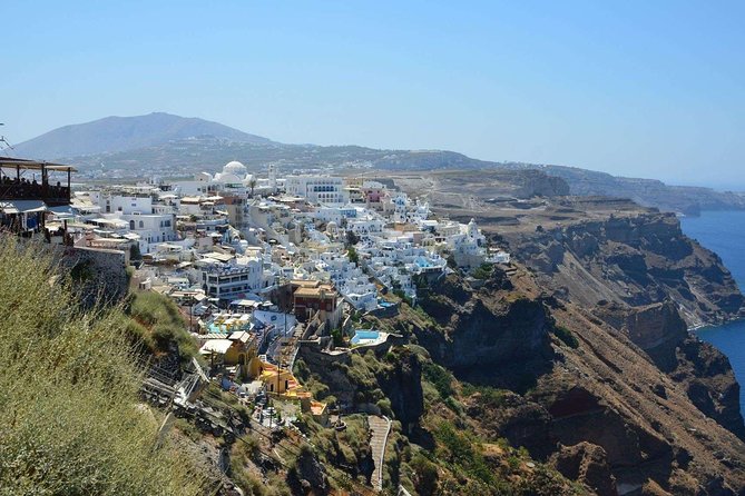 Santorini Shore Excursion: Private Tour of Oia and Fira, Including Museum of Prehistoric Thira and W - Scenic Views of the Caldera