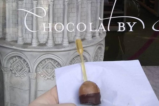 Savannah History Plus Coffee and Chocolate Walking Tour - Experience Highlights