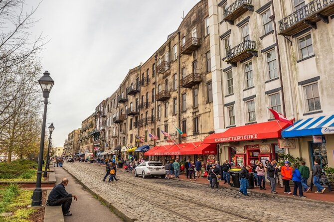 Savannah Small Group Walking Ghost Tour - Guided Tour Experience
