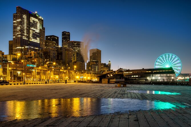 Seattle Enchanting Night Tour With Space Needle and Skywheel - Positive Experiences With Guides