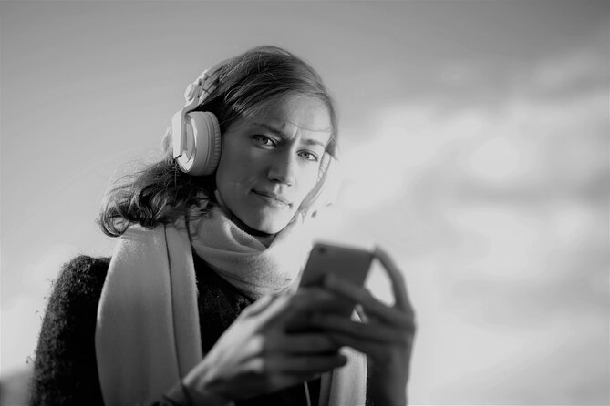 Self-Guided Audio Tour to the Dark Side of Zurich - Audio Guide Features