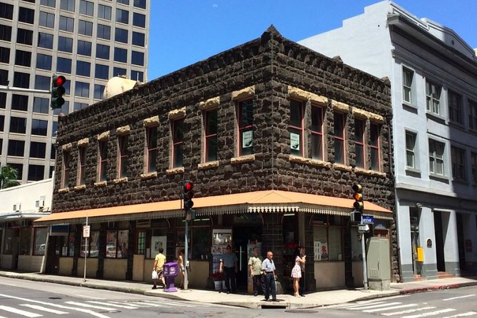 Self-Guided Scavenger Hunt: Royal Views Of Honolulu - Meeting Point and Logistics