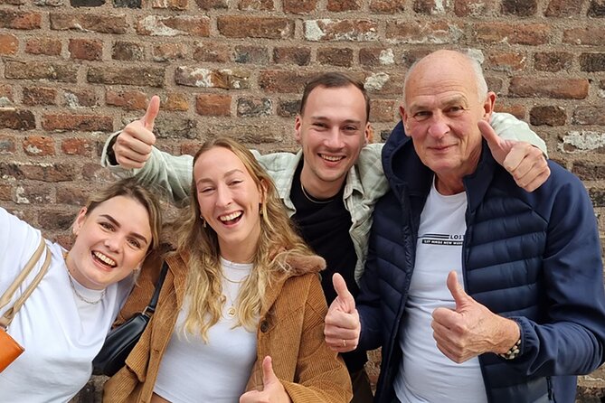Self-Guided Secrets of Maastricht Exploration Game - Meeting and End Points