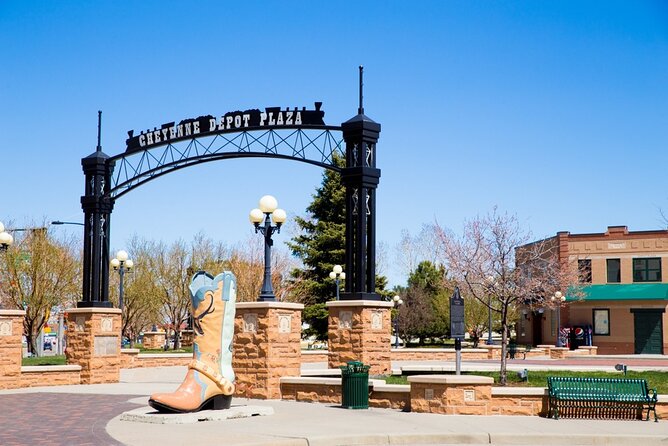 Self-Guided Wyoming Scavenger Hunt Review - Accessibility and Requirements