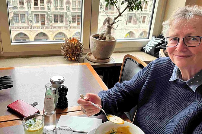Self-Paced Audio Guide to Munichs Cafés and Culinary Highlights - Meeting and End Points
