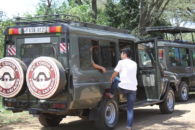 Serengeti Day Trip Tour From Mwanza - Meeting and Pickup