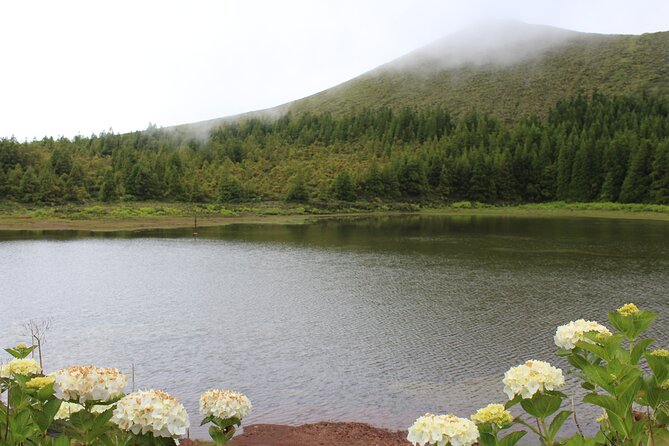 Sete Cidades Full-Day 4WD Tour From Ponta Delgada With Hiking - Logistics and Inclusions