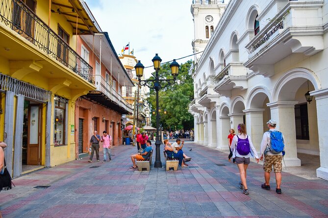 Shared Santo Domingo Colonial Tour Sightseeing - All Inclusive - Group Touring Experience