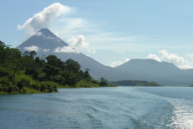 Shared Shuttle Monteverde to Arenal - Pickup and Drop-off Information