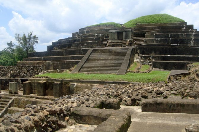 Shore Excursion From Acajutla: Tazumal Maya Ruins, Casablanca and Santa Ana - Santa Ana: Discovering the Citys History