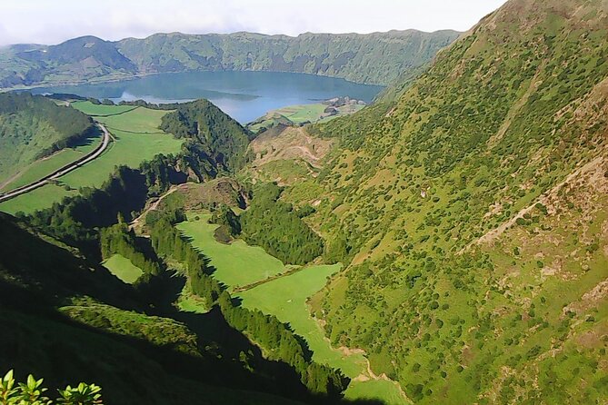 Shore Excursions to the Volcano and Crater of Lagoa Das Sete Cidades - Included in the Excursion