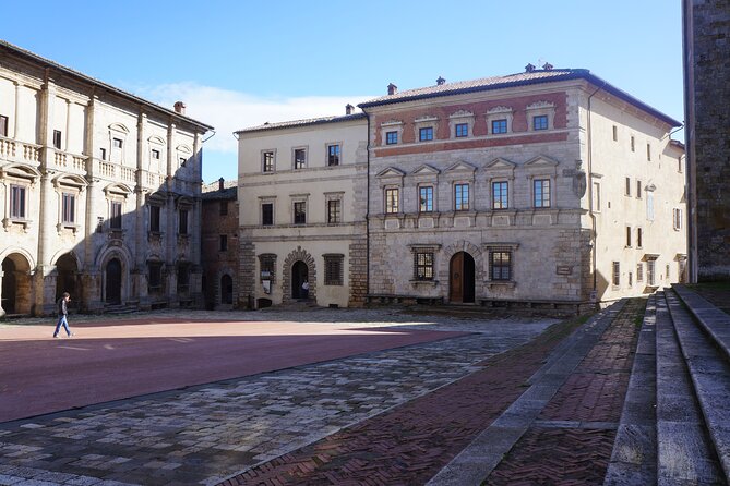 Siena to Rome: Orvieto and Montepulciano Transfer Tour - Additional Information and Resources