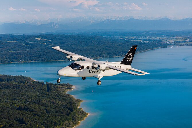 Sightseeing Flight Zugspitze Neuschwanstein Castle Alps Munich Augsburg - Meeting Point and Logistics