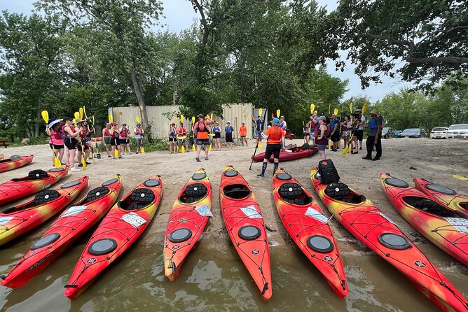 Single Guided Kayaking Tour Near Chicago - Meeting and Pickup Details