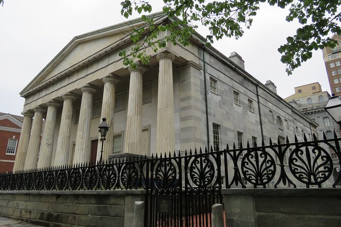 Small-Group Alexander Hamilton Public Walking Tour in Philadelphia - Meeting and End Points