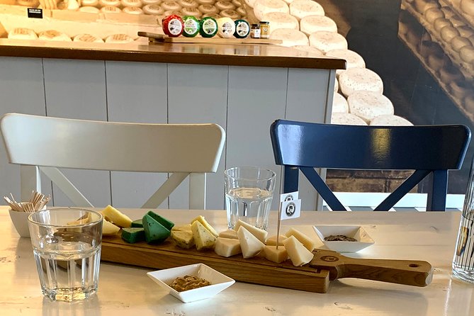 Small-Group Cheese Tasting Experience in Amsterdam - Unveiling Dutch Cheese Flavors