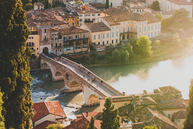 Small Group Guided Tour in Verona - Pickup Information
