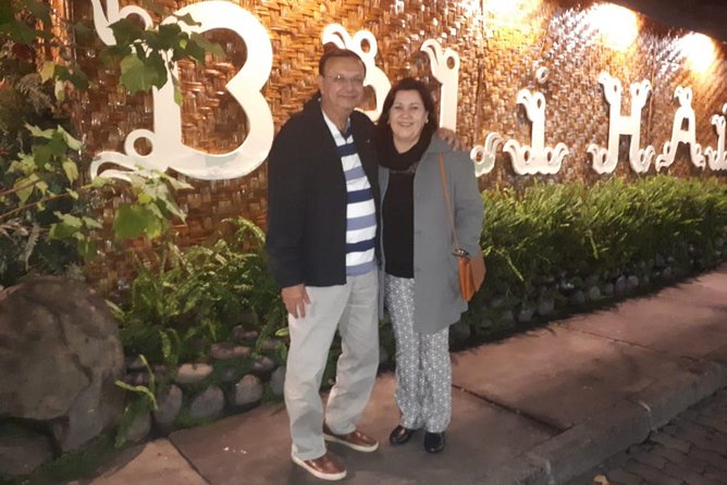 Small-Group Night City Tour: San Cristobal Hill and Dinner Show - Inclusions and Amenities