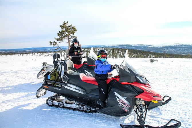 Snowmobile Driving - Morning Start - Requirements and Safety