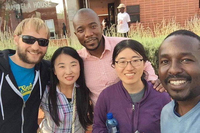 Soweto, Apartheid Museum & Constitution Hill Day Tour - Key Locations Explored
