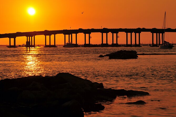 Spectacular Sunset Cruise - Inclusions and Amenities