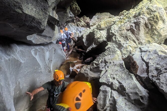 Speleology Caving at Fun Fun Cave - Group Size and Review Information