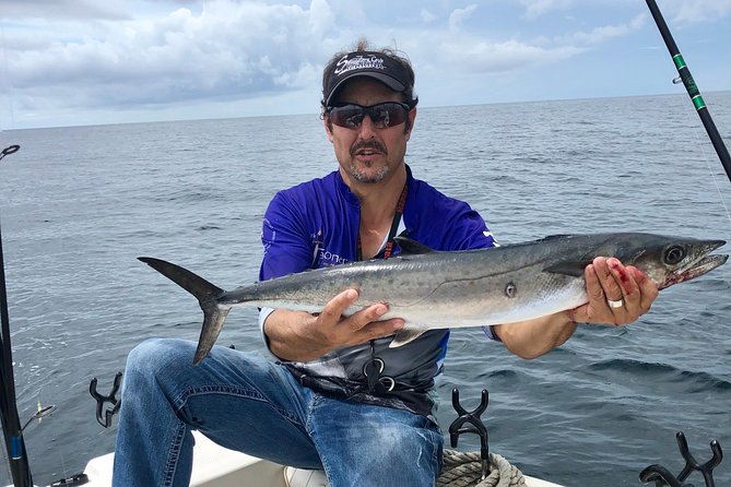 Sport Fishing With Captain Extreme From Ultimate Outdoors TV - Reeling in Spanish Mackerel