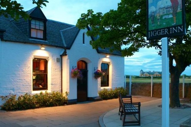 St. Andrews & Old Course Private Day Tour With Scottish Local - Engaging Scottish Local Guide