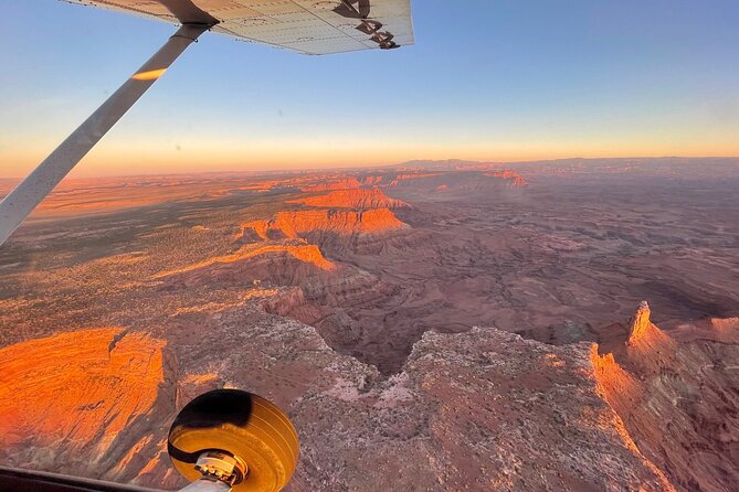 Sunset Airplane Tour - Meeting and Departure Details