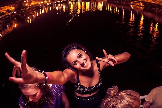 Sunset Boat Trip Along the Coast of Alanya - Onboard Amenities and Inclusions