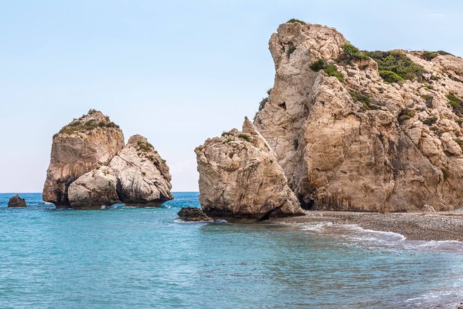 Sunset Drink at Aphrodites Rock & Folk Dinner - Location Details