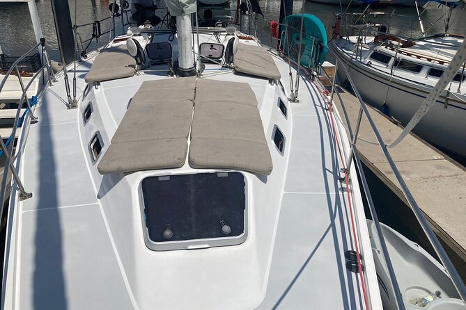 Sunset in Private Sailboat 4 Hrs up to 15 Pax - Inclusions and Amenities