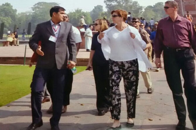 Taj Mahal Skip-The-Line Entry Tickets With Guided Tour - Meeting and Pickup Details