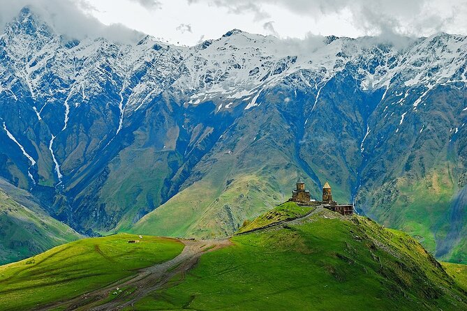 Tbilisi Kazbegi Private Transfer (Vice Versa ) - Operating Hours