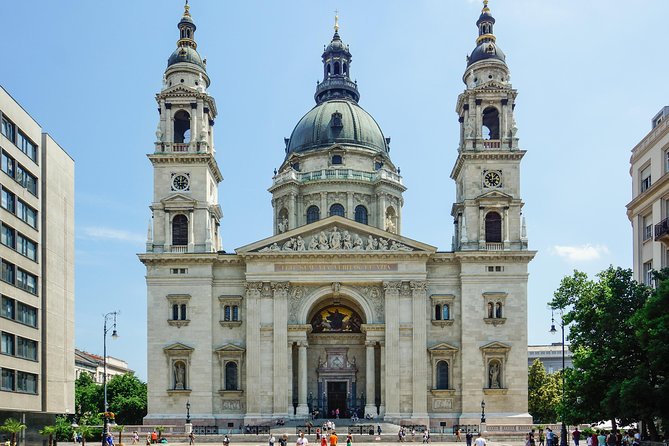 The Beginners Guide to Budapest - Private City Tour With Cake & Coffee - Highlights of the Tour