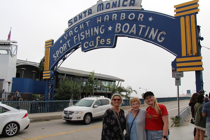 The Los Angeles & Hollywood Tour From Orange County - Neighborhood Explorations