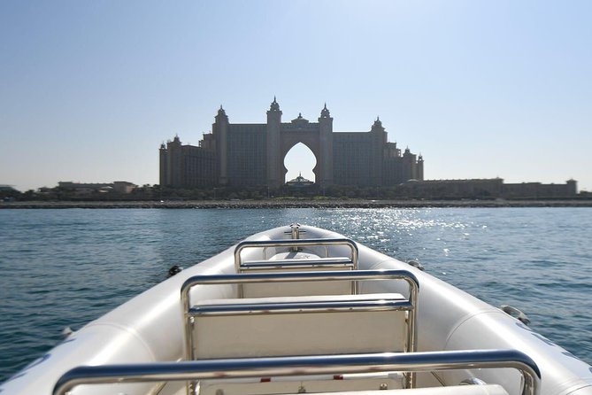 The Love Boats Dubai: 90 Minutes Tour - Meeting Information